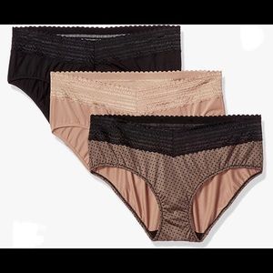 Warner’s Women’s 3 Pack Hipster Panties M/6